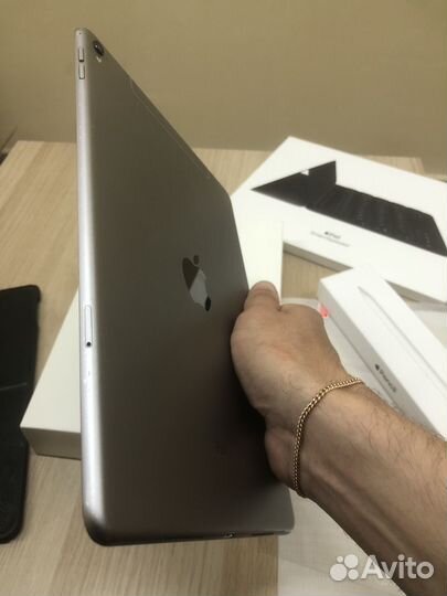 iPad Pro 9.7 128Gb LTE Procreate Чехол Все Работае