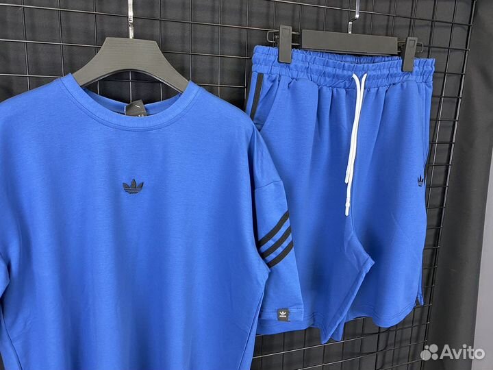 Летний спортивный костюм Adidas синий новый