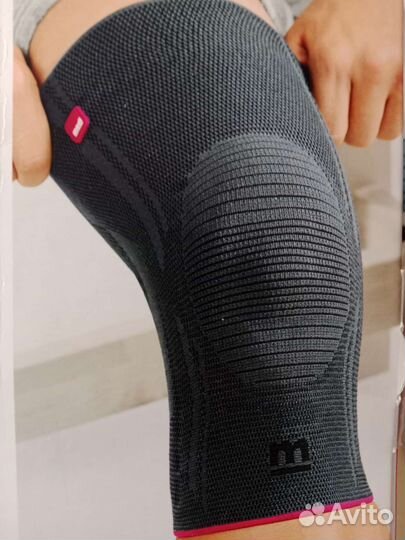 Наколенник ортопедический