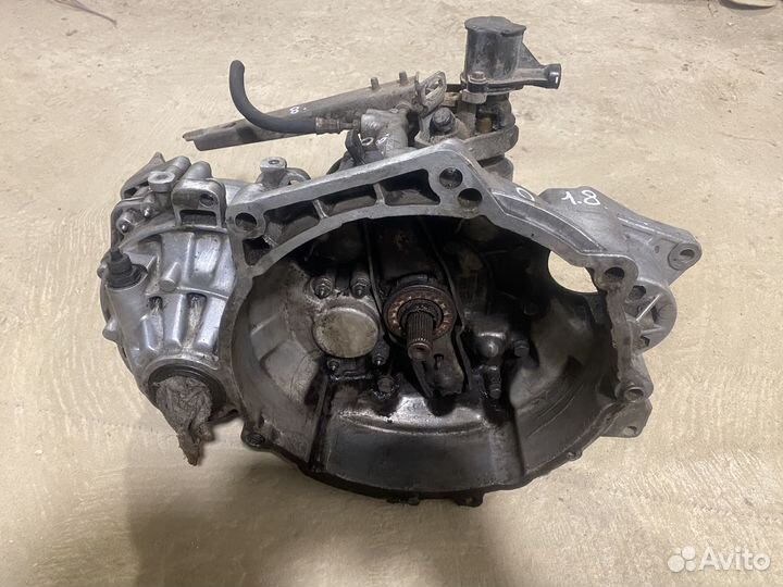 МКПП Volkswagen Passat B3 1.8 AYH