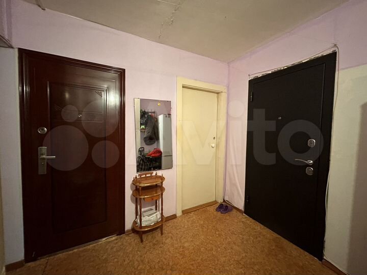 Комната 14 м² в 3-к., 1/5 эт.