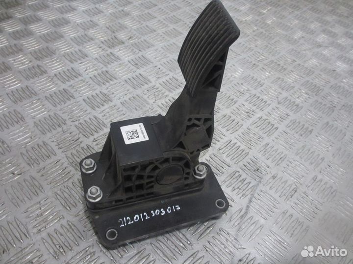 Педаль газа Mercedes-Benz A9603000004