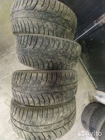 Bridgestone Ice Cruiser 5000 205/55 R16
