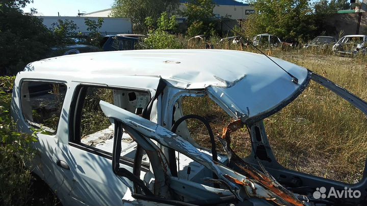 Продам заднюю часть кузова Ларгус 2013года