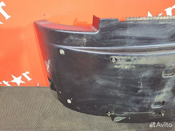 Крыло переднее правое задняя часть Daf XF106