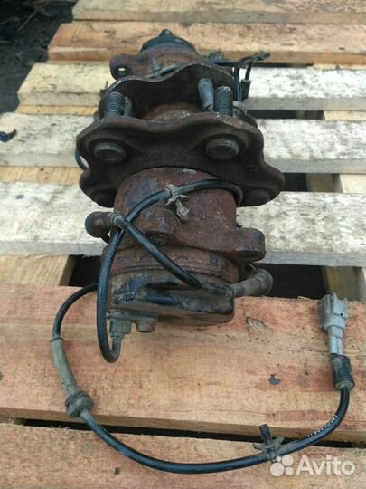 Ниссан Кашкай J-10 ступица