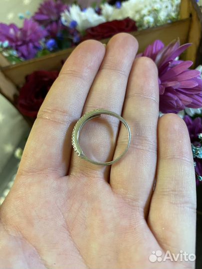 Серебряное кольцо 925 пробы