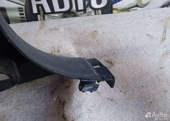 Накладка средней стойки Сузуки Гранд Витара 2.0