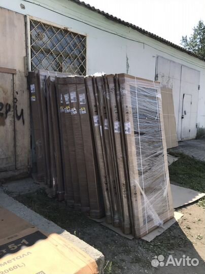 Стальные металлические двери (склад )