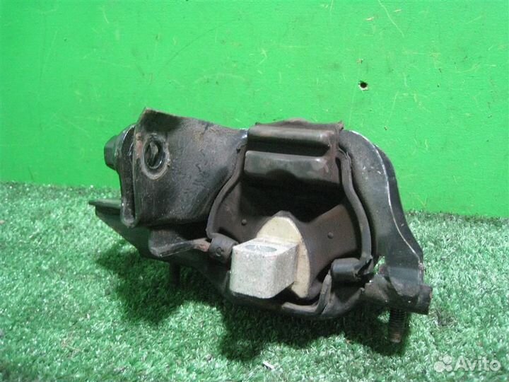 Опора (подушка) кпп Skoda Fabia 5J 2010