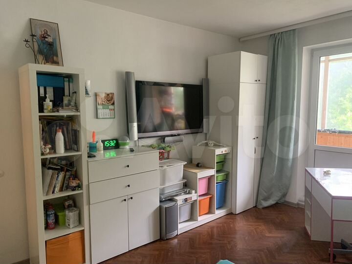 2-к. квартира, 52 м², 2/5 эт.