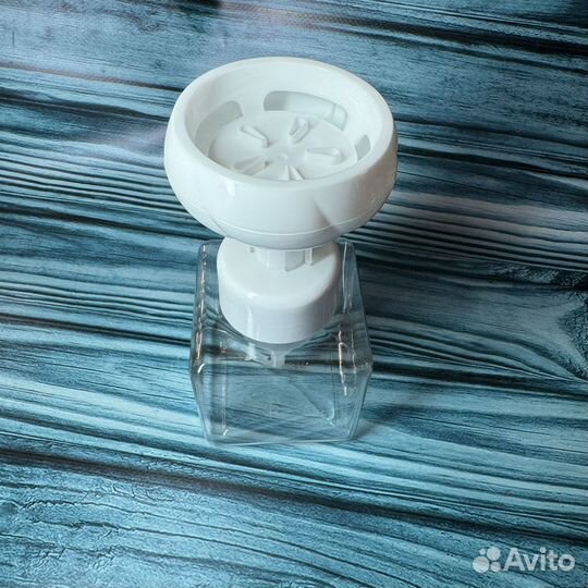 Дозатор для жидкого мыла