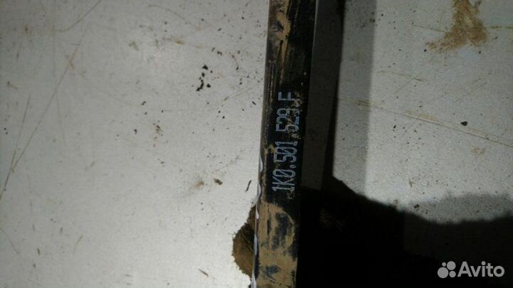 Рычаг поперечный задний левый Volkswagen Golf 5