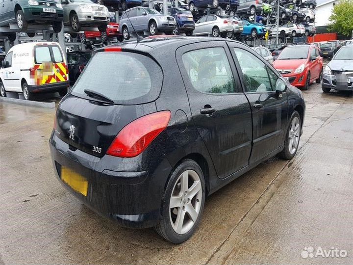 Разбор на запчасти Peugeot 308