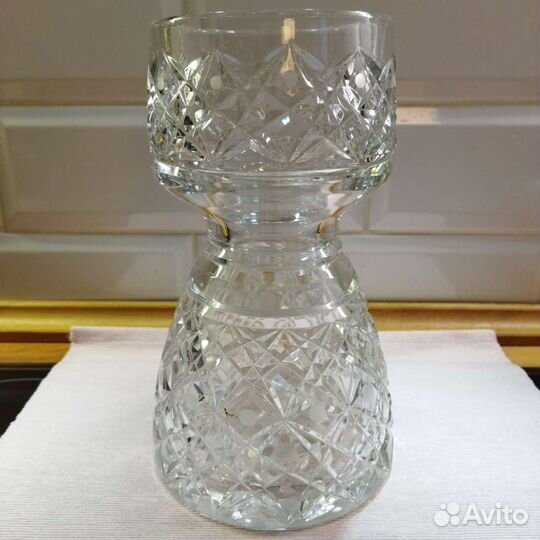 Ваза хрустальная