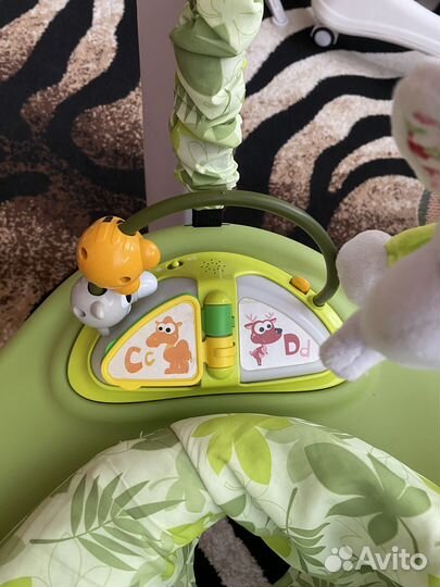 Игровой центр прыгунки Even Saucer Safari Friends