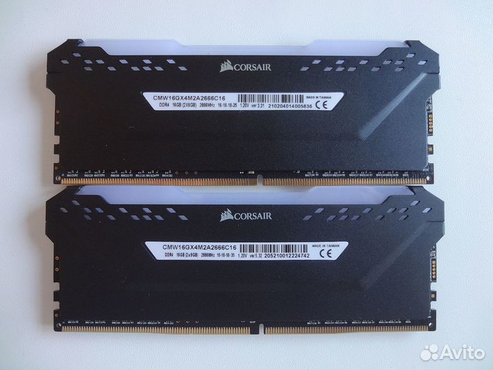 Озу DDR4 16Gb (2x8Gb) 2666MHz Corsair Vengeance RG