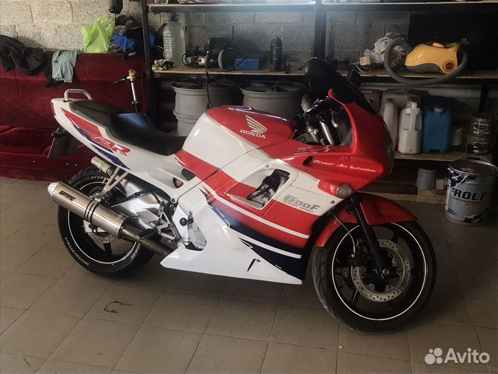 Honda cbr 600 f4