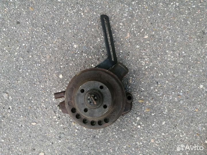 Водяной насос со шкивом, помпа ЗИЛ-131