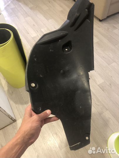 Защита крыла пластмассовая (подкрылок)