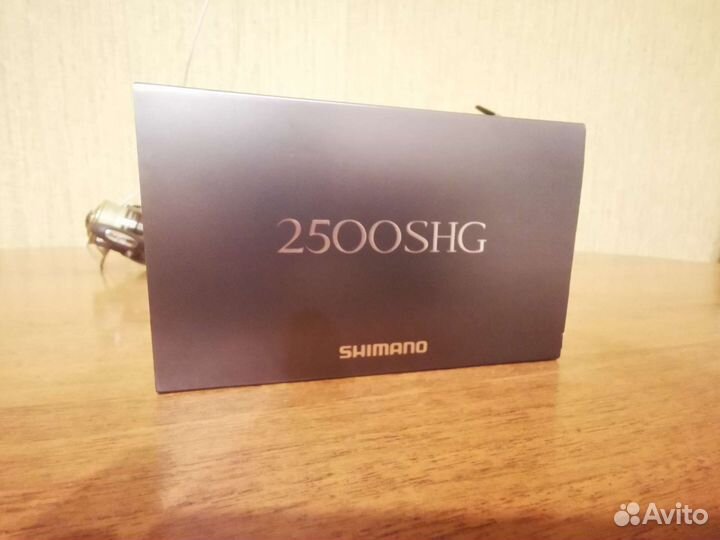 Shimano 22 stella 2500shg