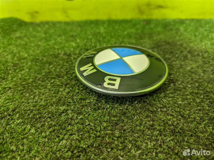 Эмблема багажника задняя Bmw 5-Series E60 M54 2004