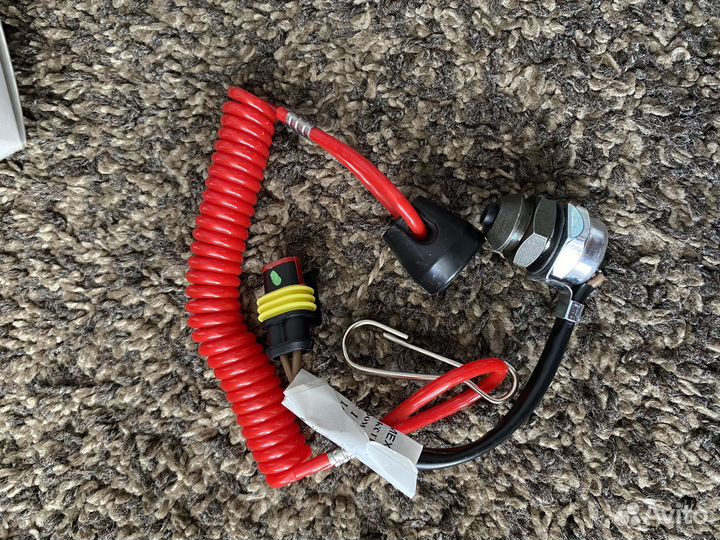 Выключатель экстренной остановки