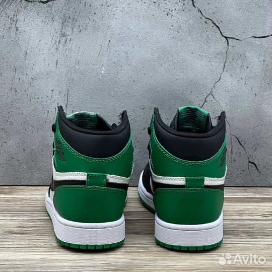 Новые зимние кроссовки Nike Air Jordan 1 Hight С м