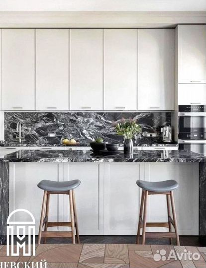 Шкафы распашные под ключ