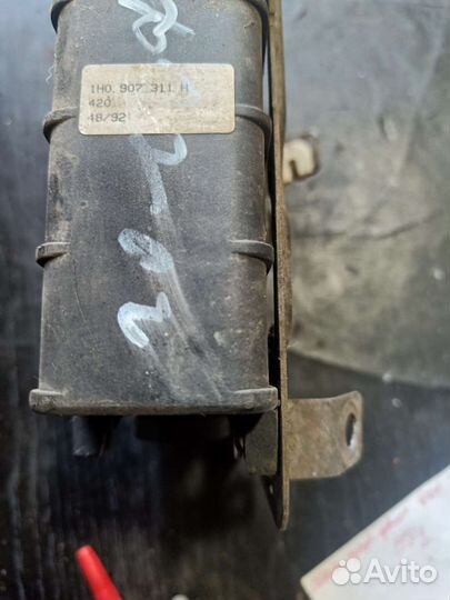 Эбу Volkswagen golf 3