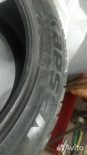 Kapsen Snowshoes AW11 295/40 R21 111V