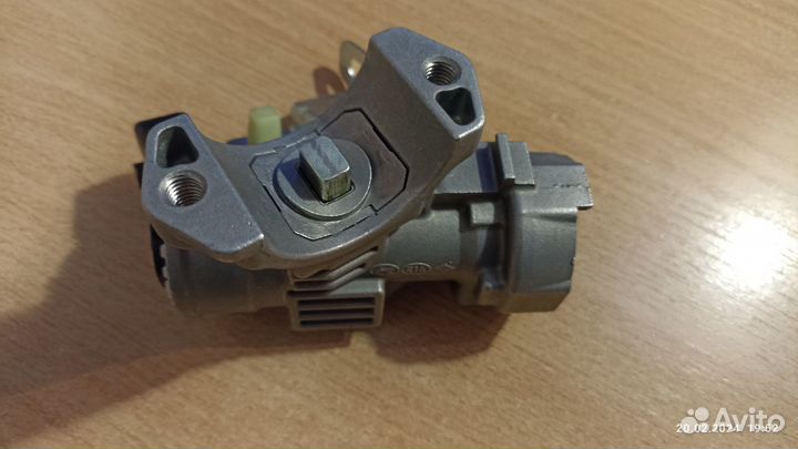 Корпус замка зажигания KIA Sportage 3