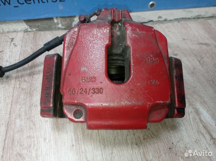 Суппорт передний левый на BMW 5 f10