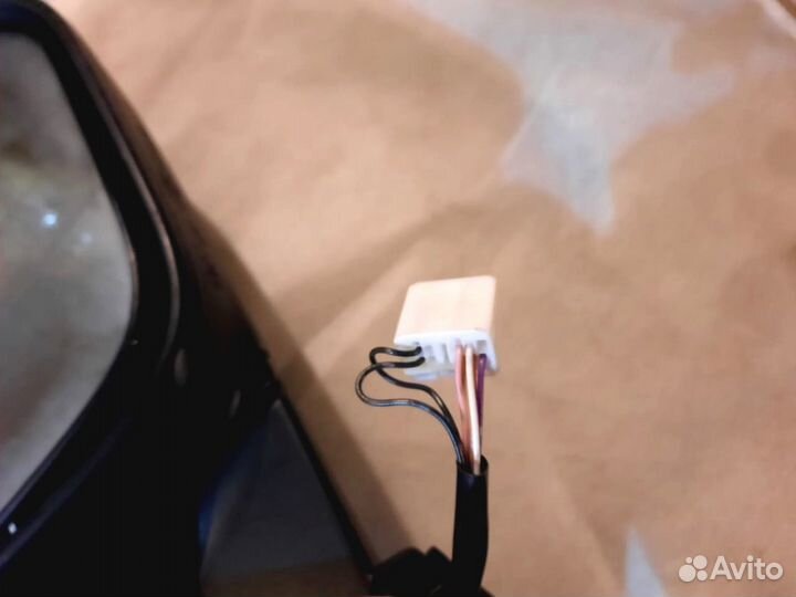 Зеркало на toyota Rav4 40 правое