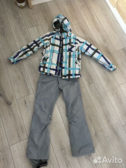 Костюм для сноуборда женский
