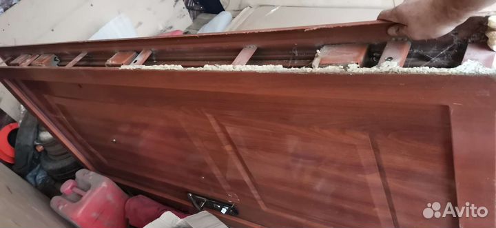 Дверь входная металлическая