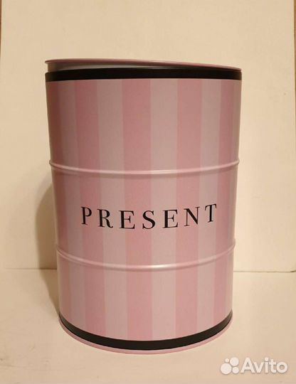 Коробка подарочная металлическая