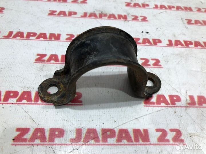 Крепление стабилизатора Toyota Town Ace Noah SR50