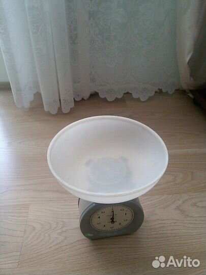 Весы настольные бытовые