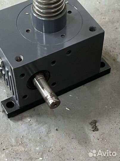 Винтовой домкрат Niasa 2.5тн Испания