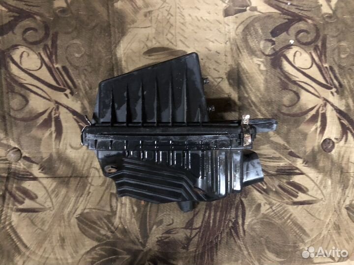 Корпус воздушного фильтра Ниссан Максима А 32