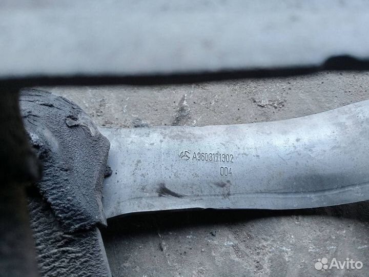 Кронштейн кабины нижний Mercedes-Benz Actros