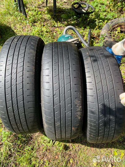 Kumho Radial 857 265/65 R17