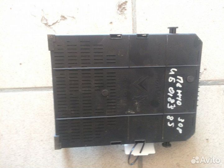 Блок предохранителей Peugeot 308 2007 - 2011