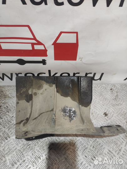 Пыльник двигателя Фиат Альбеа