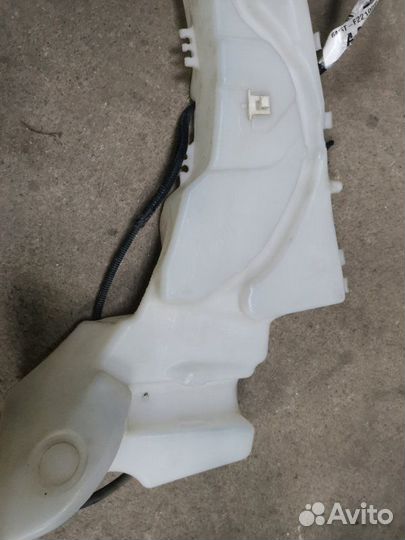 Бачок стеклоомывателя Ford Focus 2 Рестайлинг