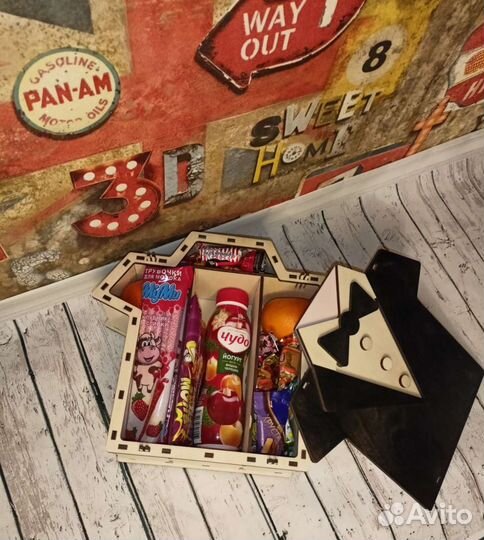 Коробка подарочная деревянная