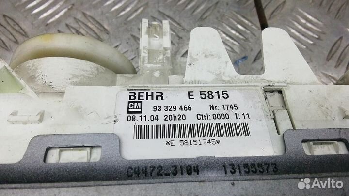 Блок управления климатической установкой Opel Meri