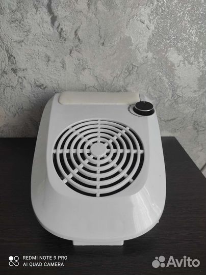 Маникюрный пылесос