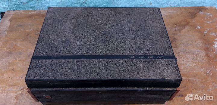 Катушечный магнитофон